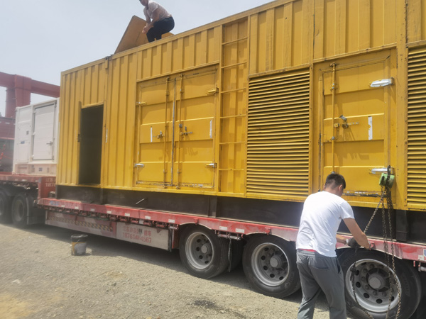 烟台发电机出租100KW发电机需要什么规格的电缆线?
